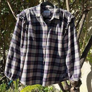 Rails navy and pink flannel with shoulder ruffles and elastic cuffs. Size L